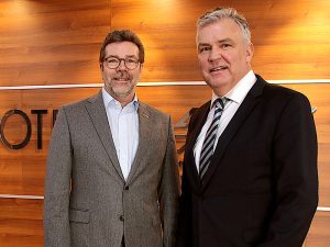 Dr. Klaus Freytag (r.) und Bernd Rhiemeier (l.)